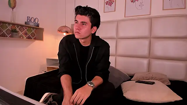 ZukyXYakihiro89 online show from January 31, 8:01 pm