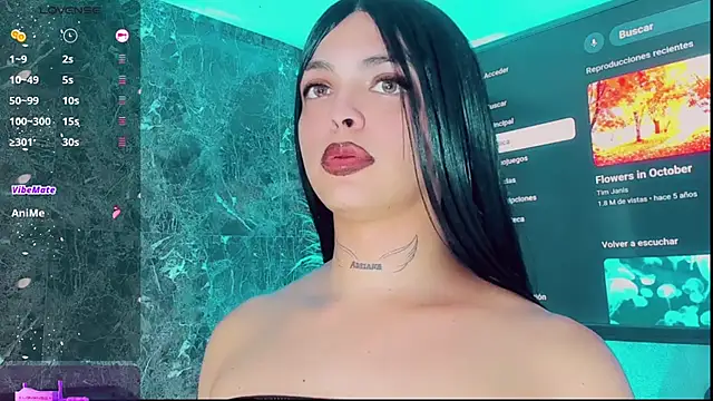 Emmaa Saenz  online show from October 23, 9:57 pm