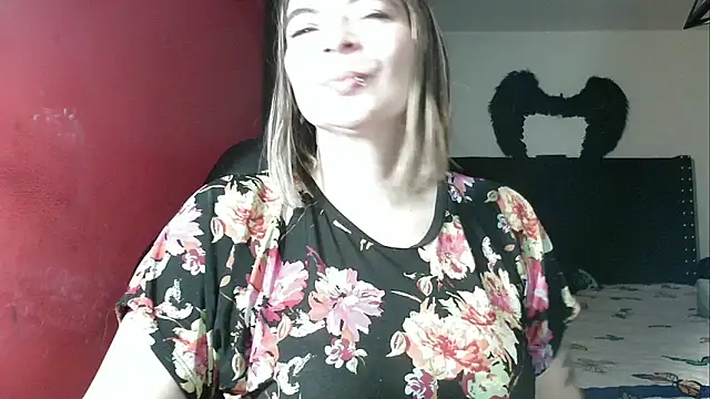 charlotedoll online show from February 15, 12:40 am