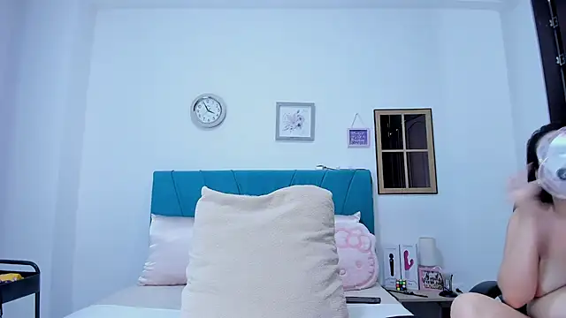 kamila lopez online show from March 17, 9:40 pm