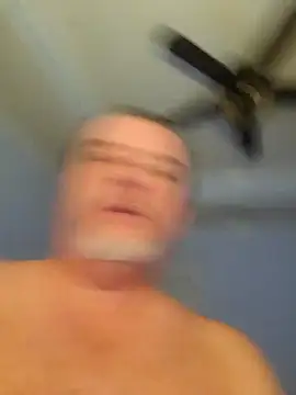 Snapshot of DarrinNudist chatting on January 12, 7:11 am DarrinNudist online show from January 12, 7:11 am