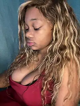 CharismaaBanx online show from February 12, 1:30 am