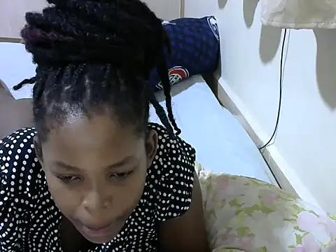 Snapshot of queen-sasha chatting on March 19, 4:34 pm queen-sasha online show from March 19, 4:34 pm