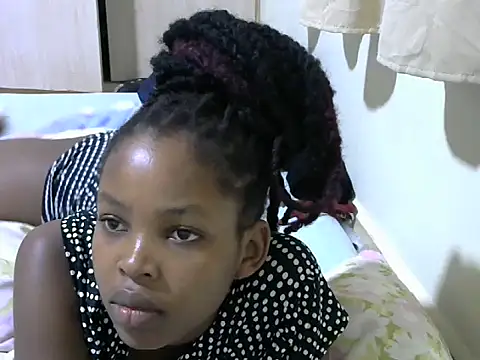 Snapshot of queen-sasha chatting on March 19, 10:42 pm queen-sasha online show from March 19, 10:42 pm