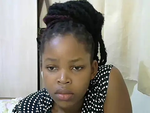 Snapshot of queen-sasha chatting on March 20, 10:21 am queen-sasha online show from March 20, 10:21 am