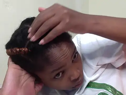 Snapshot of queen-sasha chatting on October 6, 7:06 am queen-sasha online show from October 6, 7:06 am