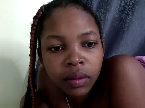 Snapshot of queen-sasha chatting on October 9, 4:32 am queen-sasha online show from October 9, 4:32 am