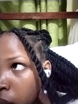 Snapshot of queen-sasha chatting on October 19, 6:52 pm queen-sasha online show from October 19, 6:52 pm