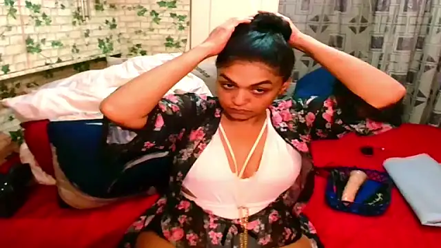Snapshot of Indian_Blaze00 chatting on March 1, 7:26 pm Indian Blaze00 online show from March 1, 7:26 pm