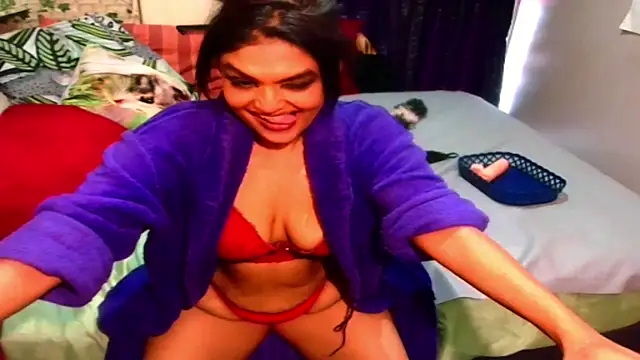 Snapshot of Indian_Blaze00 chatting on March 15, 11:40 am Indian Blaze00 online show from March 15, 11:40 am