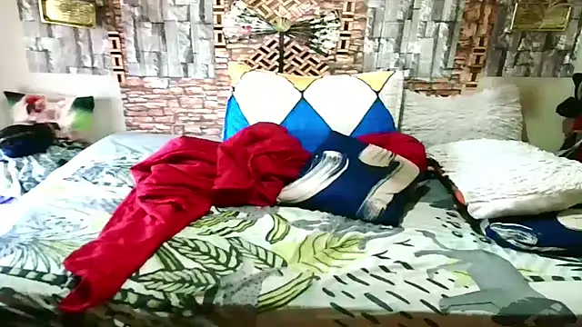 Indian Blaze00 online show from November 6, 5:52 am