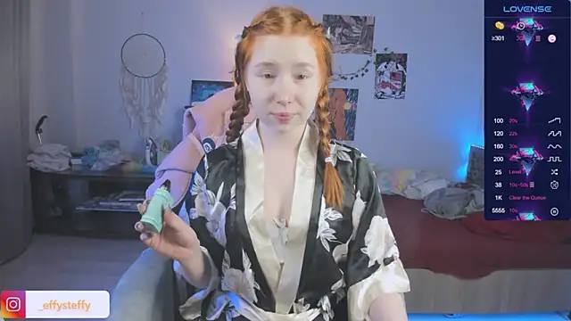 Snapshot of CallMeEffy1 chatting on February 16, 6:26 pm CallMeEffy1 online show from February 16, 6:26 pm