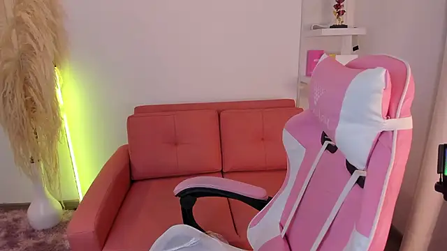 veronicaxx69 online show from February 4, 3:45 am