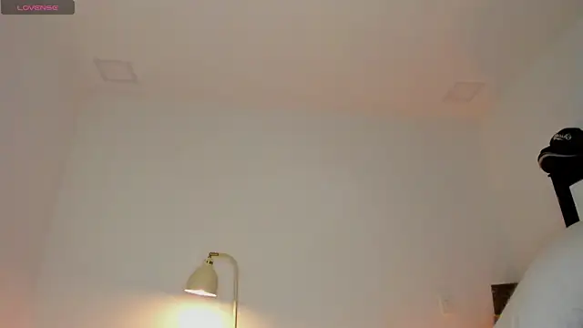 Curlblue online show from December 18, 11:05 am