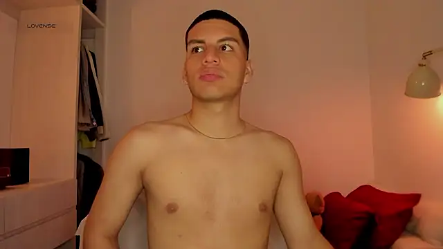 Curlblue online show from March 5, 10:06 pm