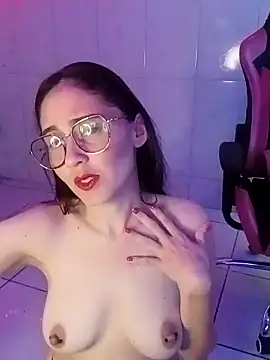 Lua34682 online show from March 1, 9:04 pm