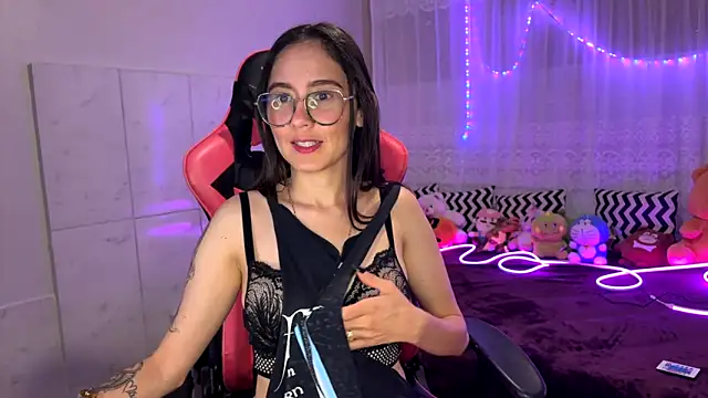 Snapshot of Lua34682 chatting on October 6, 9:56 pm Lua34682 online show from October 6, 9:56 pm