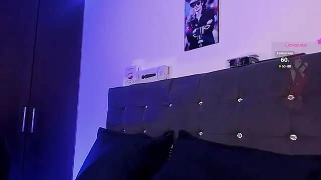 Snapshot of Maggie_1 chatting on February 18, 9:44 pm Maggie 1 online show from February 18, 9:44 pm