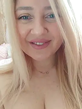 LadyLolyPop  online show from March 28, 6:24 am