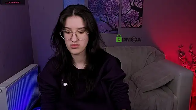Snapshot of scarlet_mooore chatting on February 7, 10:46 pm scarlet mooore online show from February 7, 10:46 pm