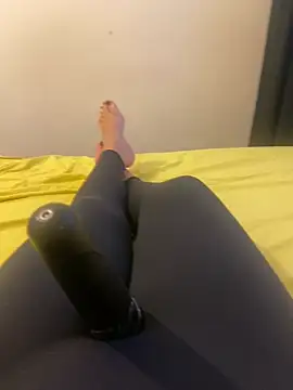 Snapshot of Ceyceys chatting on October 12, 2:49 pm Ceyceys online show from October 12, 2:49 pm