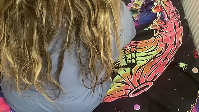 Snapshot of Ceyceys chatting on October 22, 9:42 am Ceyceys online show from October 22, 9:42 am