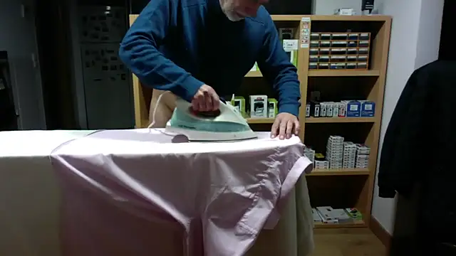 nakedalways999 online show from December 20, 9:11 am