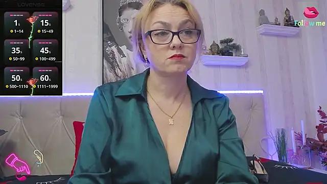 LadyJeen online show from October 12, 3:11 pm