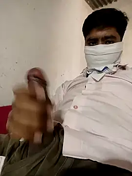 Snapshot of Pussy_lover_33 chatting on February 16, 3:47 am Pussy lover 33 online show from February 16, 3:47 am