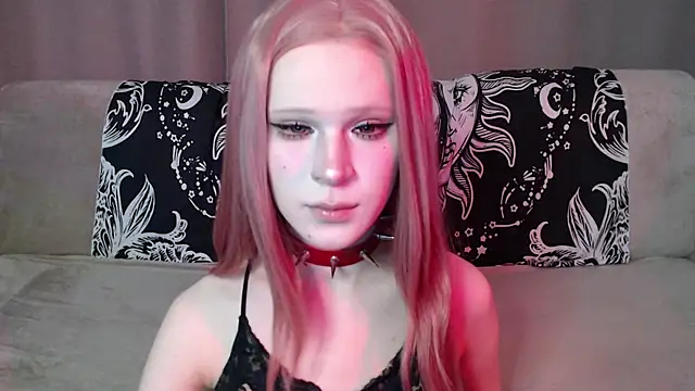 Snapshot of Sexpired_Princess chatting on July 14, 4:13 pm Sexpired Princess online show from July 14, 4:13 pm
