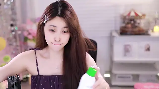 SleepArtist online show from February 8, 7:23 am