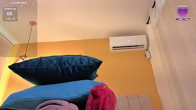 Snapshot of lexyfyre chatting on March 2, 12:34 pm lexyfyre online show from March 2, 12:34 pm