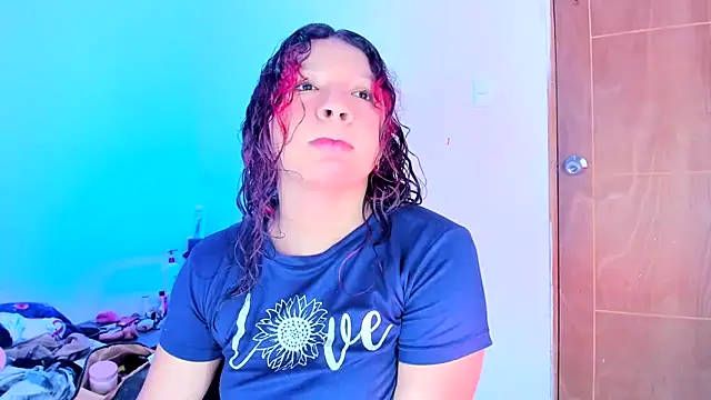 Emily Coper18 online show from May 10, 2:11 pm