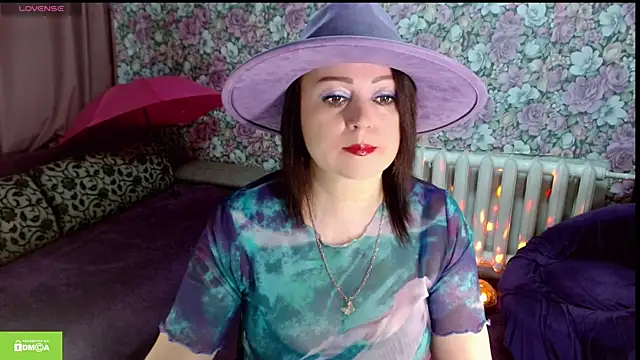 Julia-ru online show from May 13, 9:33 pm