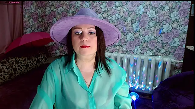 Julia-ru online show from May 16, 9:24 pm