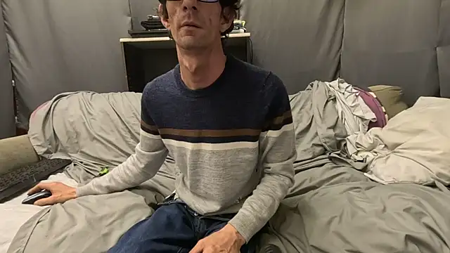 joeiandola online show from February 11, 7:35 am