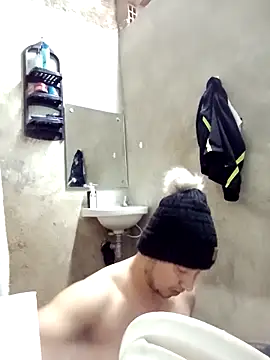 Snapshot of Fabi_1986 chatting on December 4, 10:02 am Fabi 1986 online show from December 4, 10:02 am