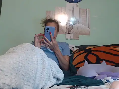 Snapshot of SexyGioconda chatting on February 4, 1:27 pm SexyGioconda online show from February 4, 1:27 pm