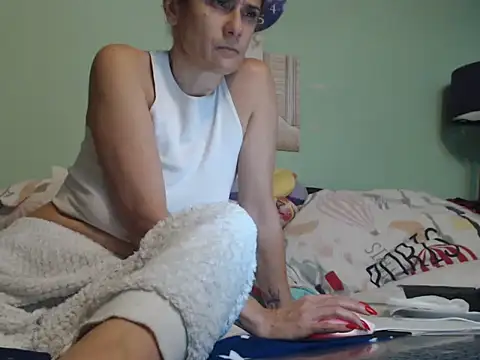 Snapshot of SexyGioconda chatting on February 8, 5:50 pm SexyGioconda online show from February 8, 5:50 pm