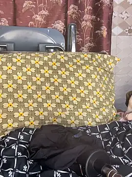 Snapshot of REMOVE- chatting on March 2, 5:08 am REMOVE- online show from March 2, 5:08 am