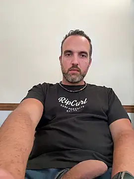 leon3875 online show from February 20, 5:24 pm