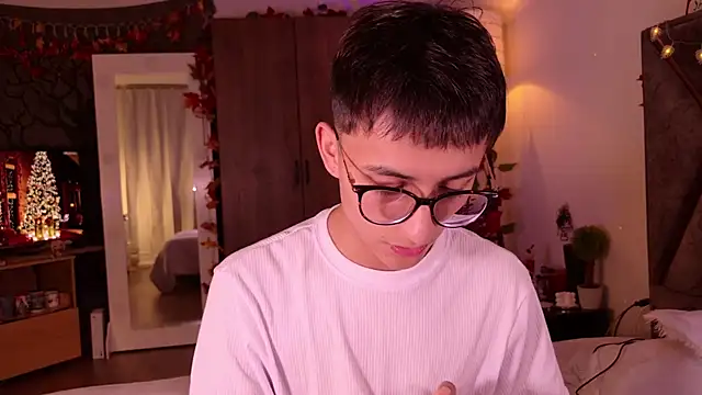 Mr evan1 online show from December 9, 11:58 am