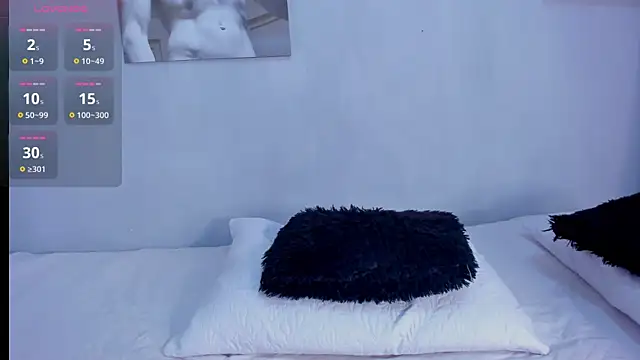 Snapshot of MagnusKing_ chatting on October 24, 9:55 pm MagnusKing online show from October 24, 9:55 pm