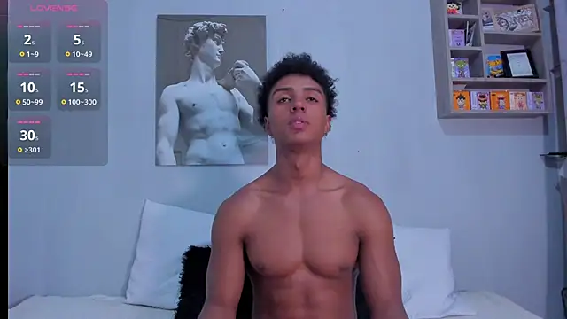 Snapshot of MagnusKing_ chatting on November 6, 5:19 am MagnusKing online show from November 6, 5:19 am