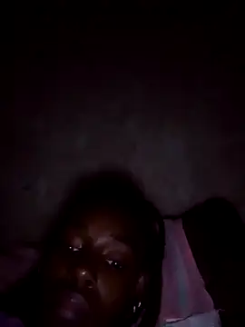 lachilena027 online show from December 2, 9:50 pm