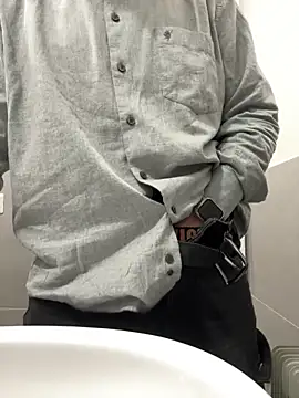 Giulio35 Pika online show from December 18, 9:25 am