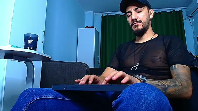 AndrewBanner online show from September 21, 3:19 am