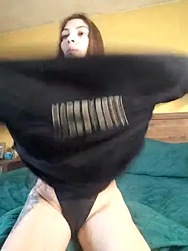 Snapshot of AntoniaHottie chatting on February 27, 10:48 am AntoniaHottie online show from February 27, 10:48 am