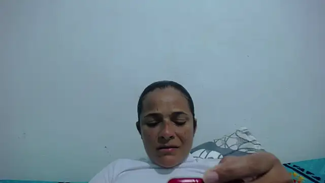 Snapshot of GiveLove1 chatting on January 5, 6:56 pm GiveLove1 online show from January 5, 6:56 pm