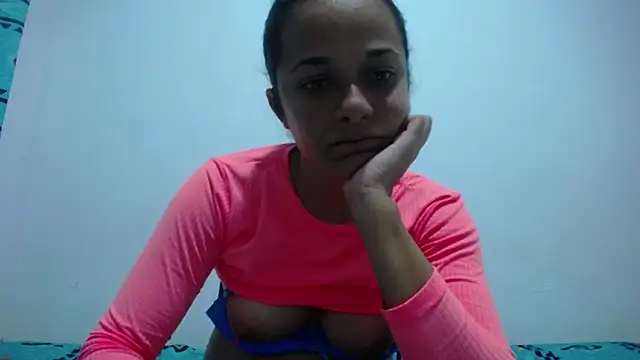 Snapshot of GiveLove1 chatting on January 7, 6:48 am GiveLove1 online show from January 7, 6:48 am